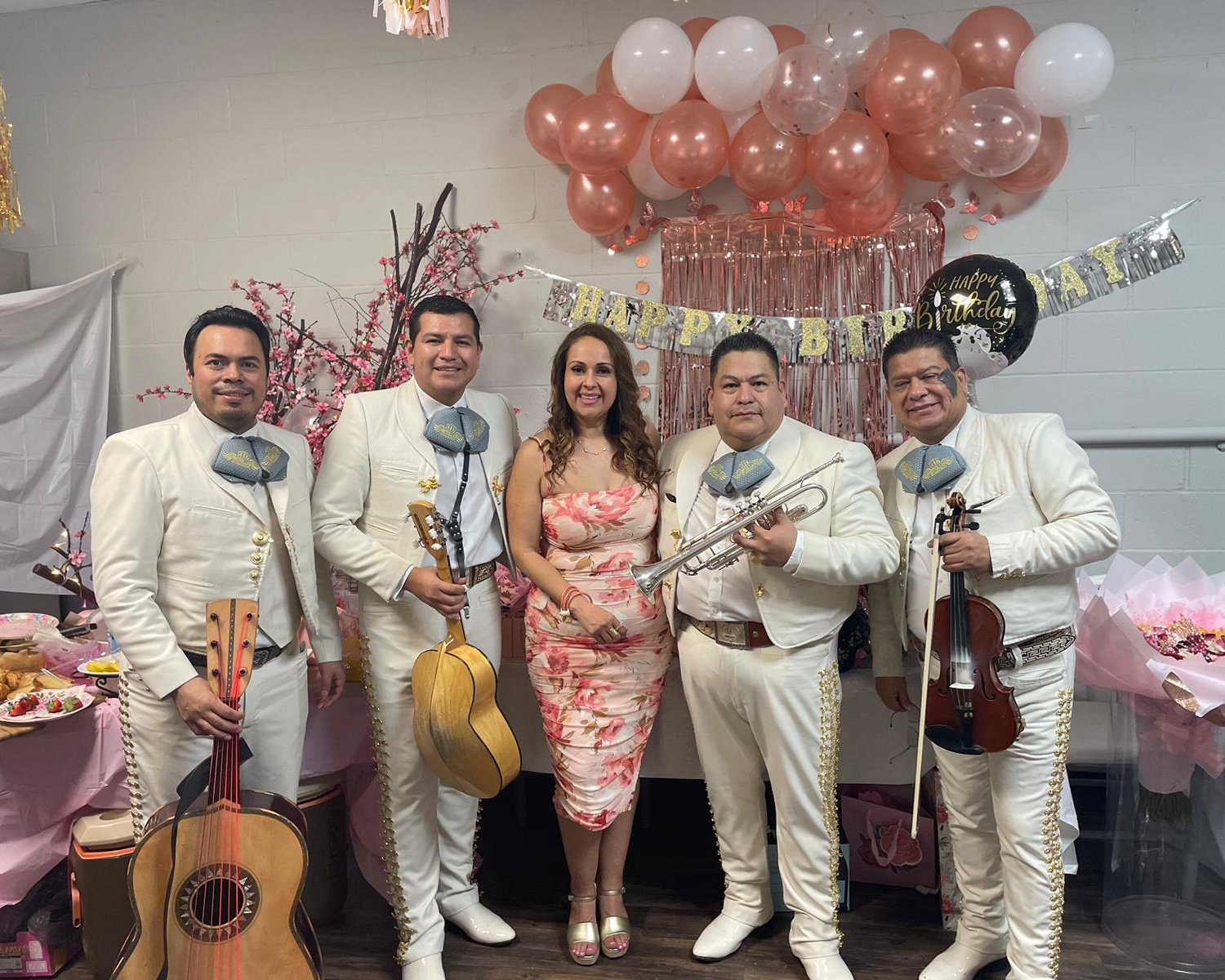 Mariachi para cumpleaños